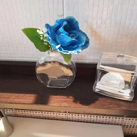 πολυτελης Apartment