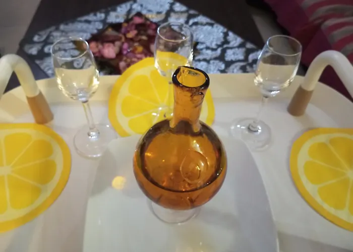 πολυτελης * 伊里斯斯