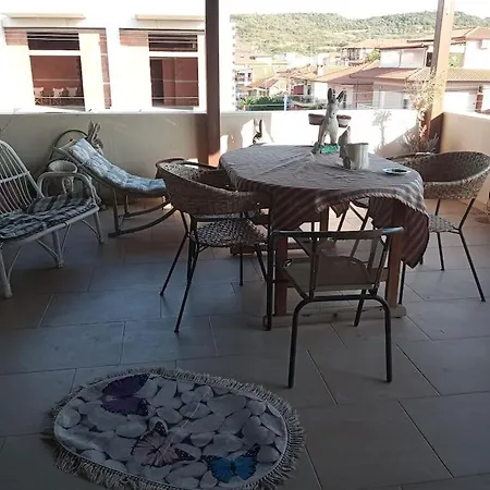 πολυτελης * Ierissos